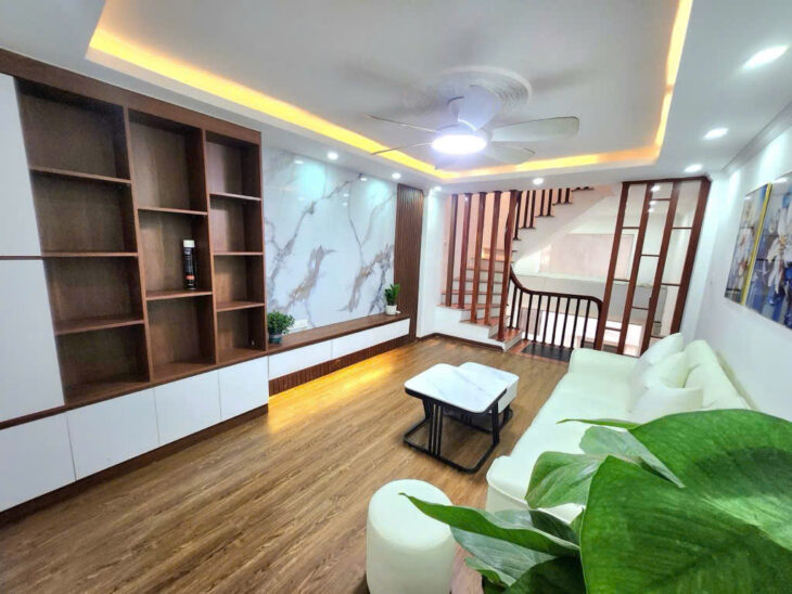 Bán nhà 6 tầng, 5PN, 6WC, 38m², ngõ Bằng A, Hoàng Liệt, Hoàng Mai, nhỉnh 6 tỷ, sổ đỏ