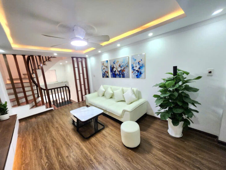 Bán nhà 6 tầng, 5PN, 6WC, 38m², ngõ Bằng A, Hoàng Liệt, Hoàng Mai, nhỉnh 6 tỷ, sổ đỏ