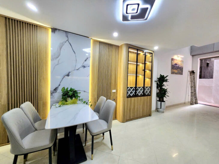Bán nhà 6 tầng, 5PN, 6WC, 38m², ngõ Bằng A, Hoàng Liệt, Hoàng Mai, nhỉnh 6 tỷ, sổ đỏ