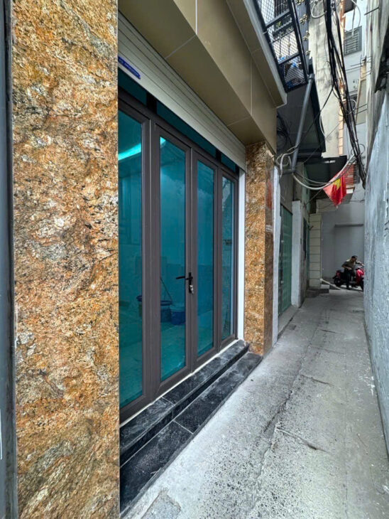 THỤY KHUÊ – NHÀ ĐẸP – MẶT NGÕ THÔNG KD – 30M RA PHỐ – 35M2X5T – GIÁ 7.4 TỶ