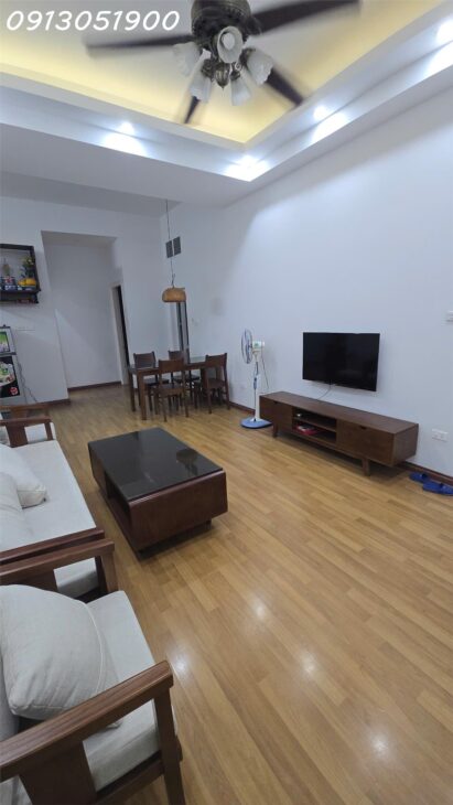 Cho thuê căn hộ chung cư 137 Nguyễn Văn Cừ Long Biên HN