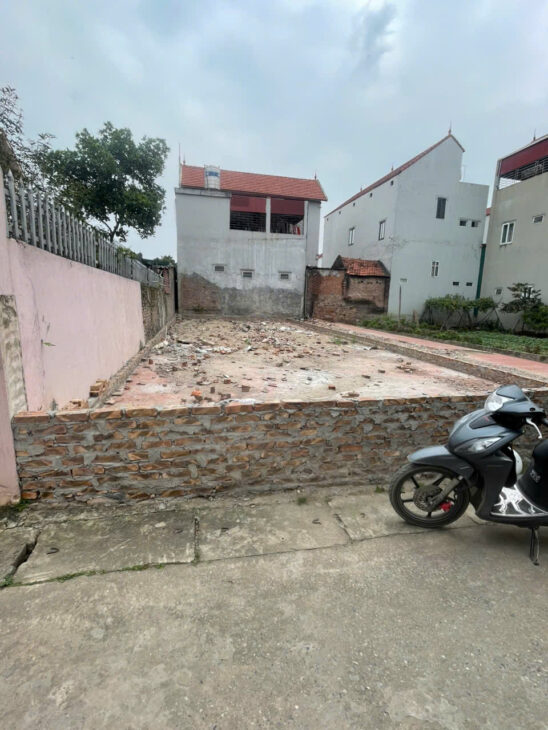 ĐẤT HÀNG HIẾM VĂN KHÊ DT : 120m2 5 tỷ