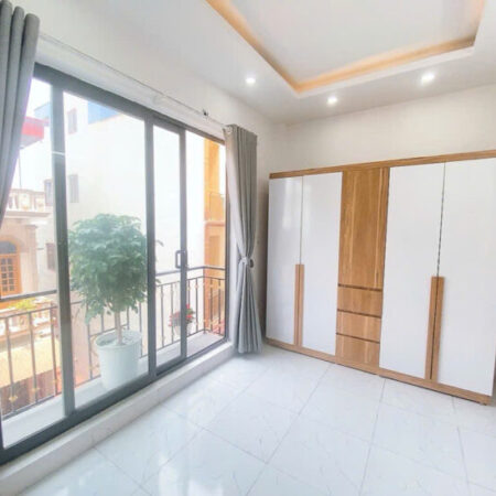 LÔ GÓC- NGÕ THÔNG- NHÀ CÒN RẤT MỚI !!!