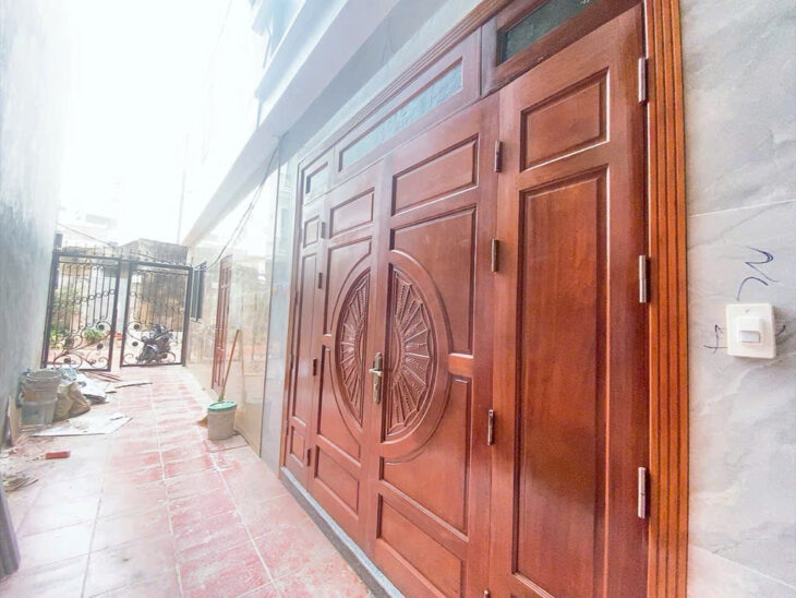 DUY NHẤT PHỐ BÀ TRIỆU 35M 5 TẦNG THANG MÁY HƠN 6TỶ MẶT TIỀN 6M.SỔ VUÔNG VẮN SẴN SÀNG SANG TÊN.