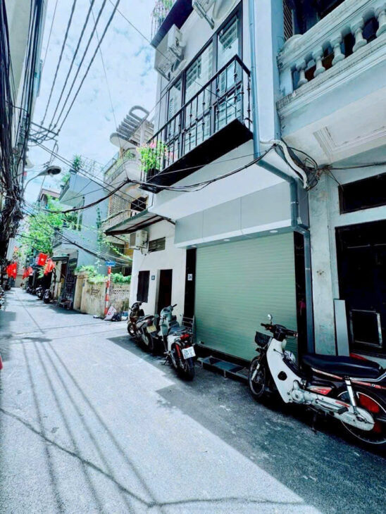 Trung Tâm Quang Trung- Hà Đông 25 mét, 4 tầng, ô tô qua nhà, 3 phòng ngủ khép kín. Sổ đỏ chính chủ,