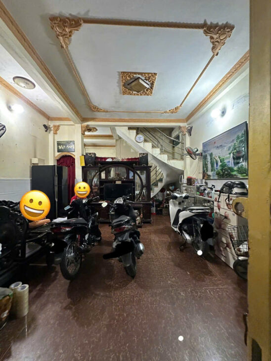 Bán gấp nhà Quận Bình Tân: giảm giá 100 tr -ĐƯỜNG NGUYỄN TRIỀU LUẬT :giá mới 3 tỷ 850- DT:45M- 5X9M