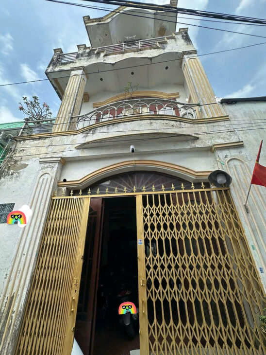 Bán gấp nhà Quận Bình Tân: giảm giá 100 tr -ĐƯỜNG NGUYỄN TRIỀU LUẬT :giá mới 3 tỷ 850- DT:45M- 5X9M