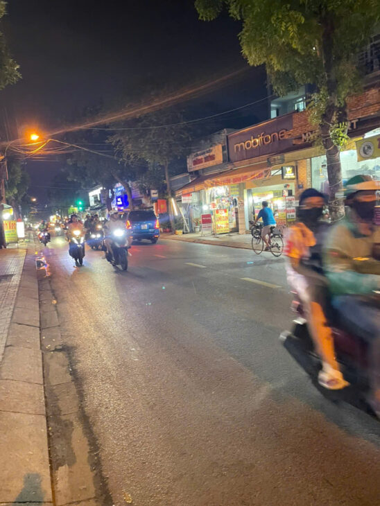 Bán nhà mặt tiền 4x20m giá 9,5 tỷ Đường Nguyễn Văn Quá