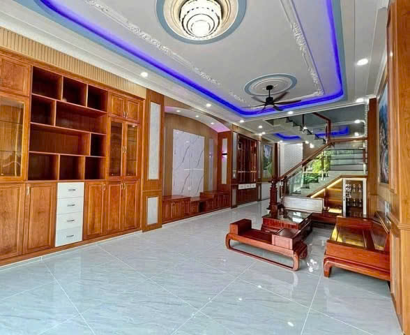 MÌNH CẦN BÁN NHÀ Ở VẠN PHÚC- HÀ ĐÔNG- HÀ NỘI- 5 Tầng- 11 Tỷ- Full nội thất