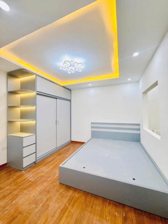 BÁN CĂN TẬP THỂ ĐẸP NHƯ CHUNG CƯ – 3PN, 2WC – MẶT PHỐ QUỲNH MAI – 0358114768