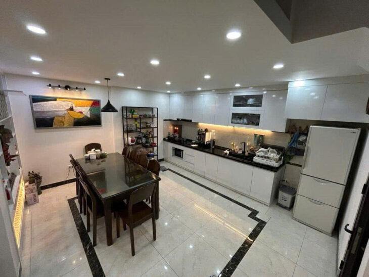 BÁN NHÀ KIM MÃ???? DT 58M2 x 5T???? MT 9M???? 11.9 TỶ???? GẦN PHỐ???? NGÕ RỘNG ĐẸP???? NHÀ ĐẸP Ở LUÔN