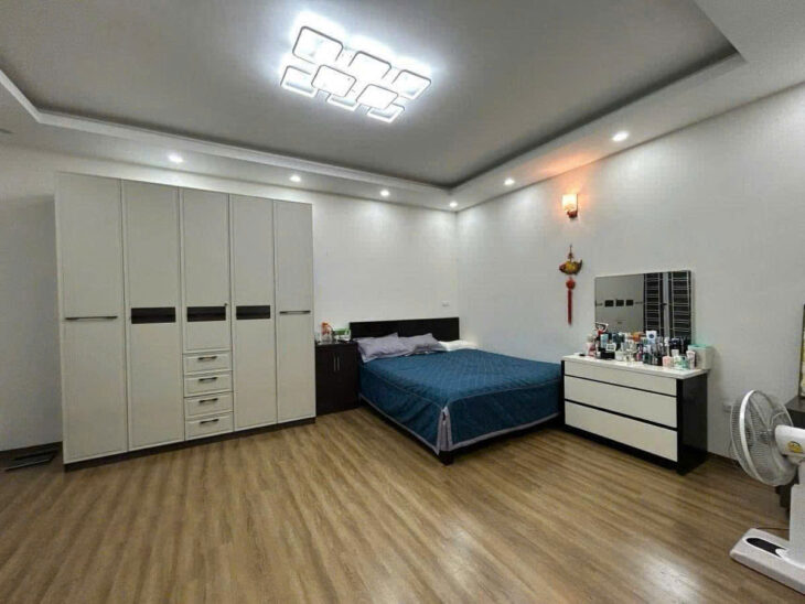 BÁN NHÀ KIM MÃ???? DT 58M2 x 5T???? MT 9M???? 11.9 TỶ???? GẦN PHỐ???? NGÕ RỘNG ĐẸP???? NHÀ ĐẸP Ở LUÔN