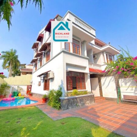 Cho thuê biệt thự Nguyễn Ư Dĩ P.Thảo Điền Q.2+ Diện tích: 20mx35m(Trệt 2L)_Giá 4.000$ Cho thuê biệt thự Nguyễn Ư Dĩ P.Thảo Điền Q.2+ Diện tích: 20mx35m(Trệt 2L)_Giá 4.000$