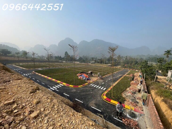Siêu phẩm giá rẻ Lạc Thủy Hòa Bình 2 ôtô ra vào thông tứ phía nhỉnh 500 triệu 50m