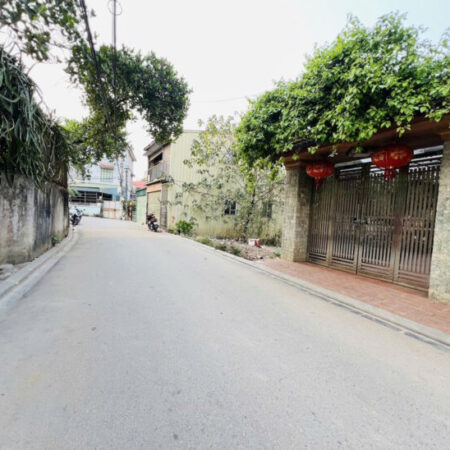 Bán 256m ĐẤT MT 9,2m Xuân Khối (Độc Lập cũ) Cự Khối LB giá 10,8 ty oto,KD