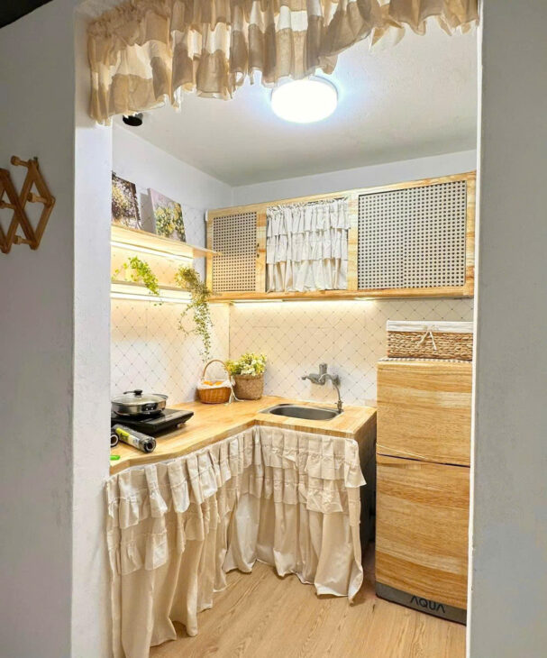 Cho thuê căn studio Trần Hưng Đạo 9tr 40m2 mấy bước chân ra đến Hồ Gươm