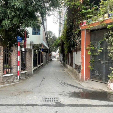 Bán đất thổ cư 70m2 Gia Thượng, Long Biên, 7.2 tỷ, sổ đỏ Bán đất thổ cư 70m2 Gia Thượng, Long Biên, 7.2 tỷ, sổ đỏ