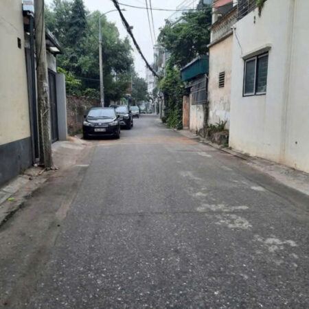 CHỦ GIẢM CHÀO BÁN GẤP ĐÁT GIANG BIÊN LONG BIÊN NHỈNH 3 TỶ 61 M