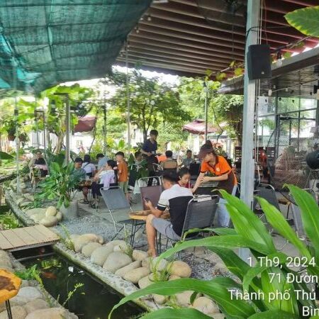 Bình Dương ! QUÁN ĐẸP ! QUÁN Cafe S/VƯỜN DTSD : 1000 m2, MB thuê chỉ 10tr / tháng, Tel : 0917103538 Bình Dương ! QUÁN ĐẸP ! QUÁN Cafe S/VƯỜN DTSD : 1000 m2, MB thuê chỉ 10tr / tháng, Tel : 0917103538