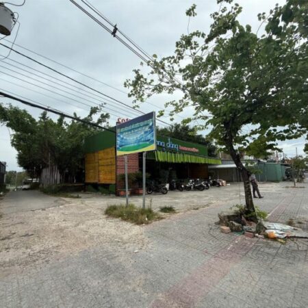 Bán đất quán cafe đường Nguyễn Chí Thanh, TT Dương đông, PQ