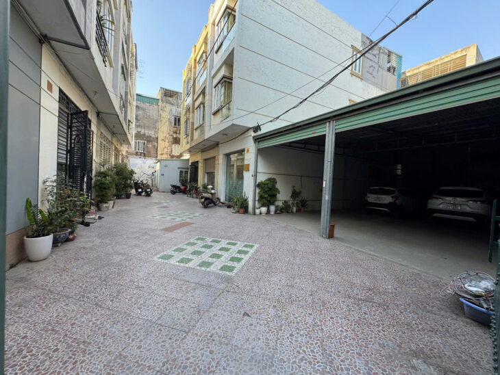 Nhà Thiên Lôi, 52m 4 tầng, ô.tô đỗ cửa, Giá 3.5 tỉ, gần Quán Nam