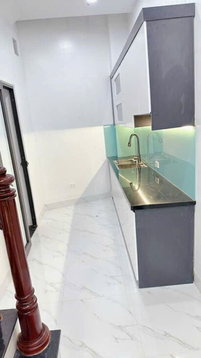 Bán nhà riêng tại Quỳnh Mai, , 34m2, 4PN, 4WC, giá siêu hời 6.25 tỷ