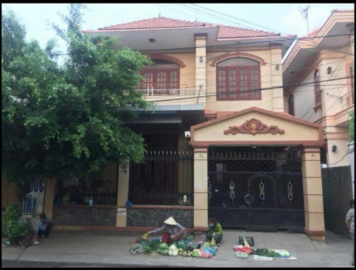 Bán nhà + dãy trọ 465m2 trung tâm thành phố Dĩ An. Bình Dương