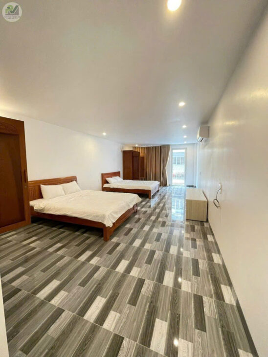 Nhà Đỗ Nhuận – Văn Cao, 82m 4 tầng, Giá 7 tỉ – đang cho thuê 30 triệu/tháng