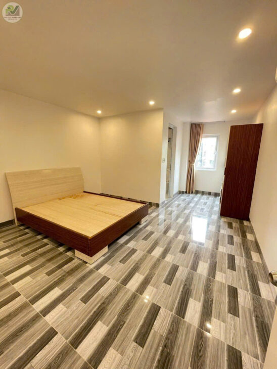 Nhà Đỗ Nhuận – Văn Cao, 82m 4 tầng, Giá 7 tỉ – đang cho thuê 30 triệu/tháng