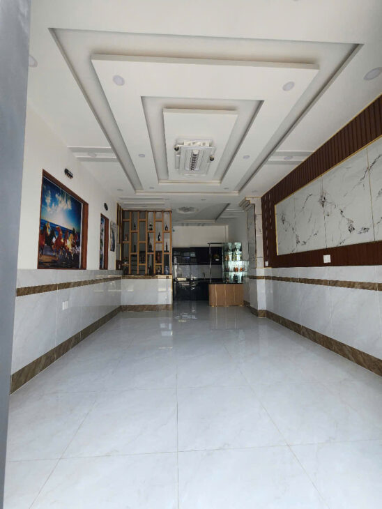 ĐỐI DIỆN NHÀ MÁY BIA TIGER-NHÀ 3 TẦNG ĐẸP LUNG LINH-HẺM OTO Ở TRONG NHÀ-CHI HƠN 4 TỈ