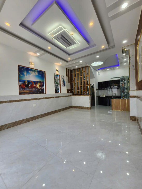 ĐỐI DIỆN NHÀ MÁY BIA TIGER-NHÀ 3 TẦNG ĐẸP LUNG LINH-HẺM OTO Ở TRONG NHÀ-CHI HƠN 4 TỈ