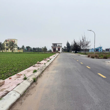 Nhỉnh 2 tỷ em bán trục chính đường 10m giao phong quất lâm sát Flamingo Nhỉnh 2 tỷ em bán trục chính đường 10m giao phong quất lâm sát Flamingo