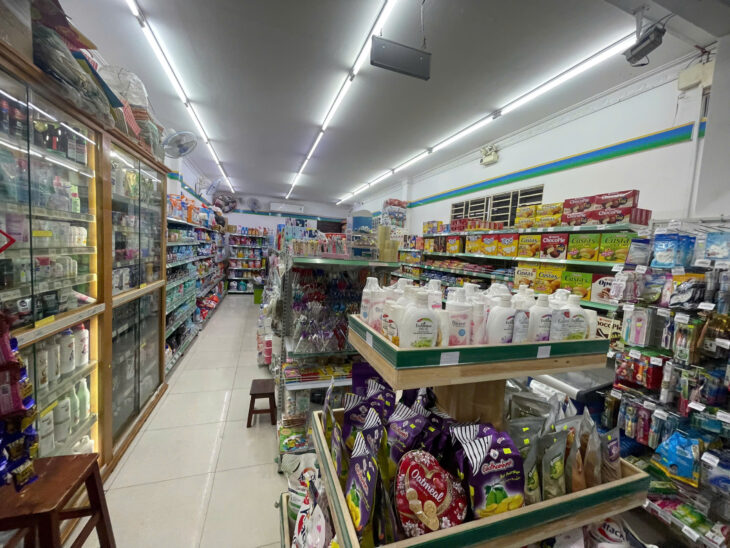 Quận 8 – KDC Bình Hưng , Sang Siêu Thị Số Lượng Hàng Lớn , Mới toàn bộ, Tel : 0907131078 ( Chính