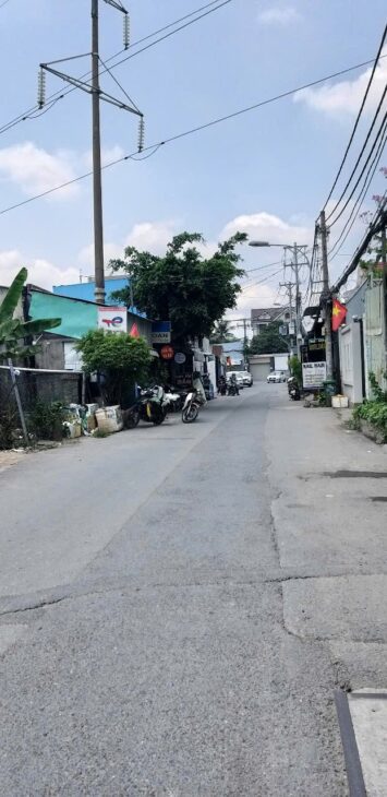 Cần bán gấp căn nhà ngay Tam Bình có nguồn thu nhập ổn định chỉ 3,x tỷ.