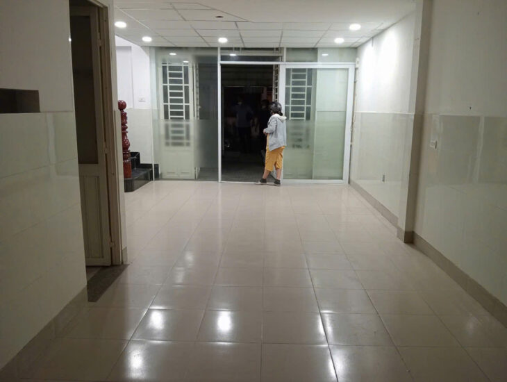 NHÀ HẺM XE TẢI THÔNG, GẦN CHỢ VƯỜN LÀI, 5X13M, 2 MÁY LẠNH