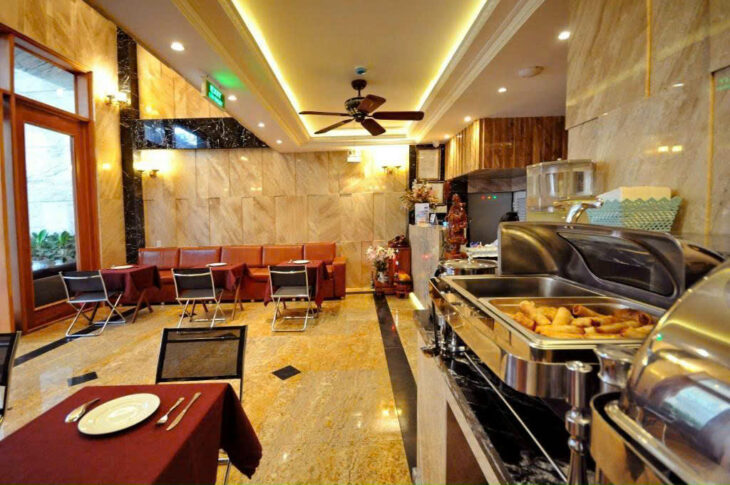 Cần Bán khách sạn hẻm Trần Phú , Nha Trang . Diện tích 122m ngang 6,5m đường ô tô 5m – Giá bán :