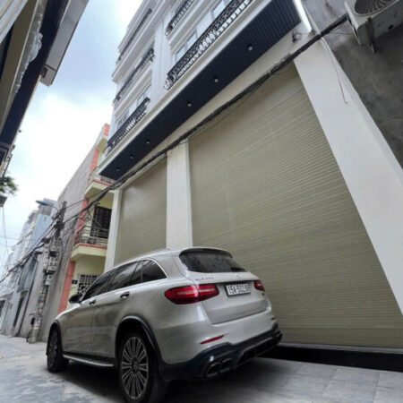 Nhà mặt ngõ tuyến 2 Khúc Thừa Dụ – 42m 4 tầng mới tinh, ô.tô vào nhà, giá 4.2 tỉ