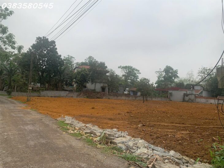 Bán lô đất đẹp thị trấn , ngay trục đường Hồ Chí Minh , giáp Hà Nội