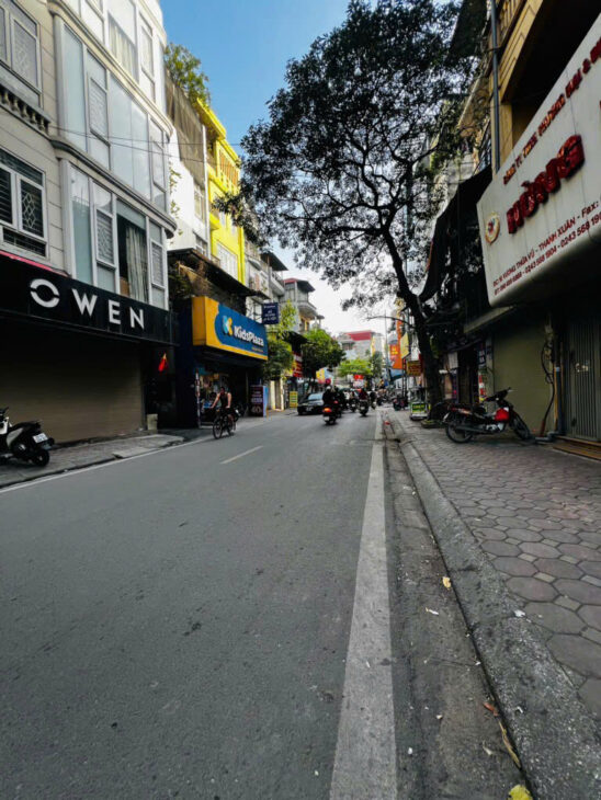 BUNG NÓC VƯƠNG THỪA VŨ! MẶT PHỐ VIP – VỈA HÈ KHỦNG – GIÁ GÂY SỐC GIỚI ĐẦU TƯ