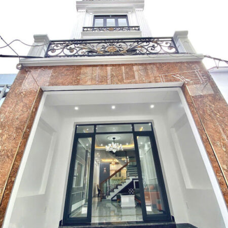 Nhà mới tinh, 56m 4 tầng độc lập, Giá 3.99 tỉ, gần mặt đường Khúc Thừa Dụ