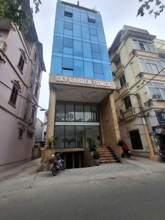 HÀNG HIẾM KHÓ TÌM -NHÀ MT RỘNG -4 THOÁNG -NGÕ 2 LÀN XE CHẠY -OTO ĐẺ THOẢI MÁI