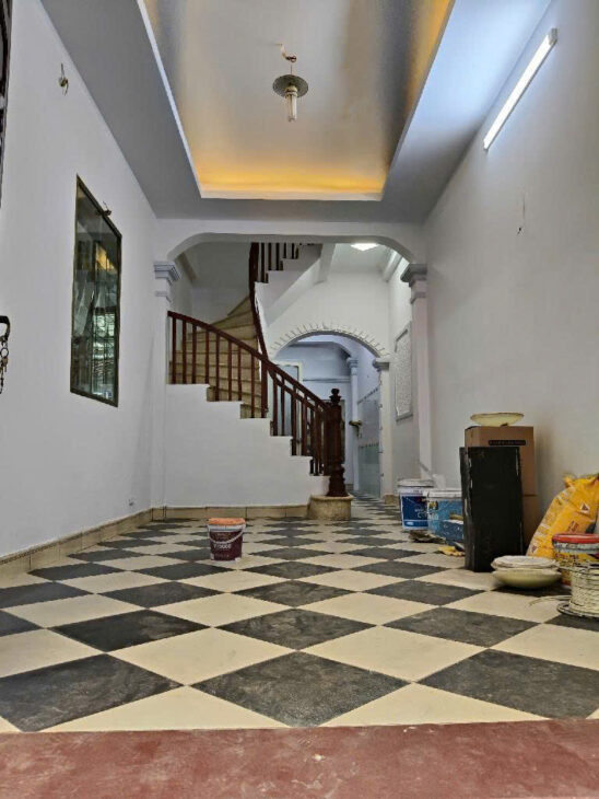 BÁN NHÀ MỚI ĐẸP – NGÕ NÔNG, Ô TÔ ĐỖ CỬA – 15M RA PHỐ KIM GIANG – GIÁ CHÀO MỚI 9.8 TỶ