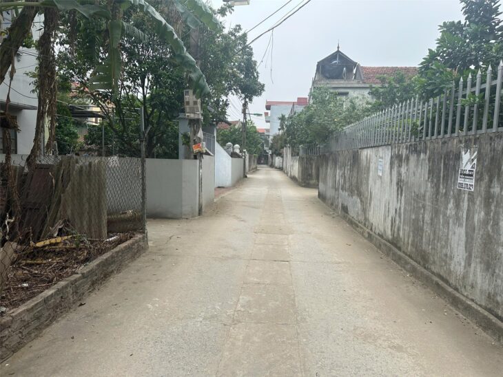 Tôi Cần Chuyển Đất Ngõ Ô tô Tải Tránh Gần UBND Vạn Phúc – Thanh Trì Diện Tích 40m – Giá Cho Nhà