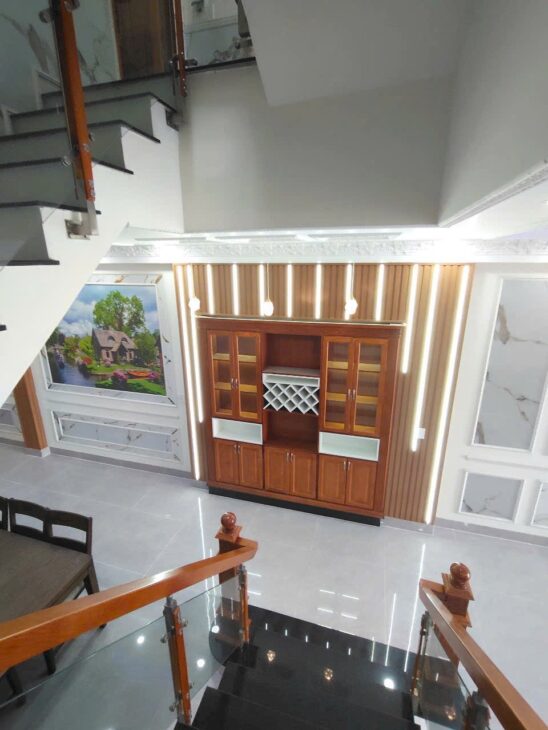 GIA ĐÌNH TÔI SANG MỸ ĐỊNH CƯ NÊN CẦN BÁN GẤP CĂN NHÀ PHỐ KINH DOANH HAY CHO THUÊ KHAI THÁC DÒNG