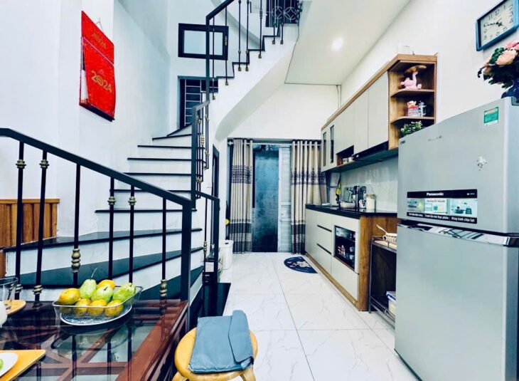 Trịnh Văn Bô 34m2- 5 tầng, ngõ nông gần phố, NT đẹp ở ngay, giá 5.45tỷ