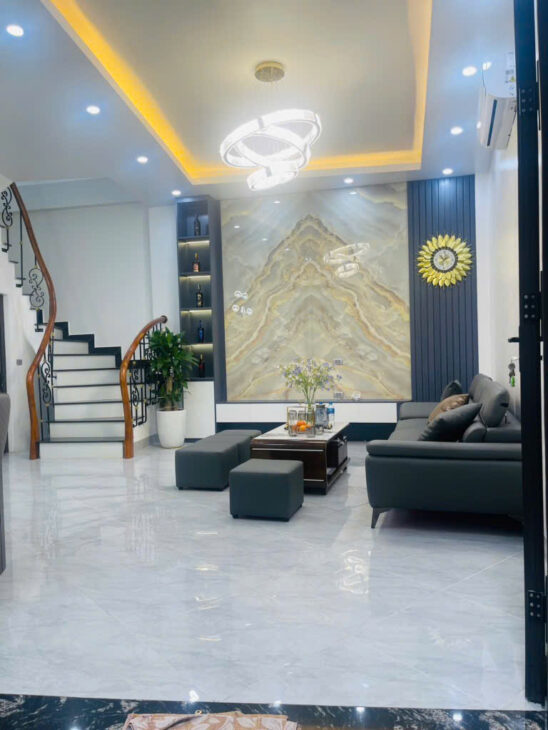 Bán nhà Minh Khai – 61m2 mặt tiền 6m/ 5 tầng – 10,8 tỷ