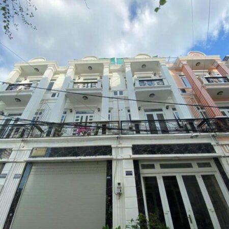 Nhà 4 lầu, 4pn, hẻm 6m, 5x11m, sạch đẹp, gần Uỷ Ban, Chợ TX, giá rẻ cực 8tr Nhà 4 lầu, 4pn, hẻm 6m, 5x11m, sạch đẹp, gần Uỷ Ban, Chợ TX, giá rẻ cực 8tr