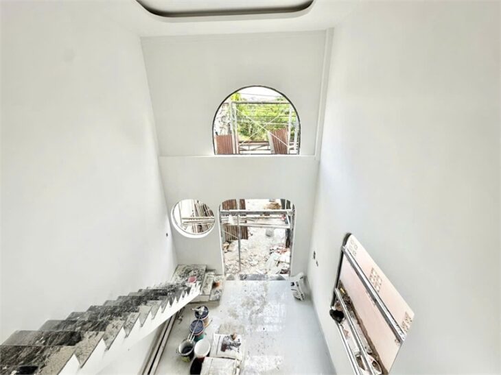 NP537 nhà 1 trệt 1 lầu thiết kế hiện đại, gồm 3pn. tiện ích đa dạng dân cư ở kín