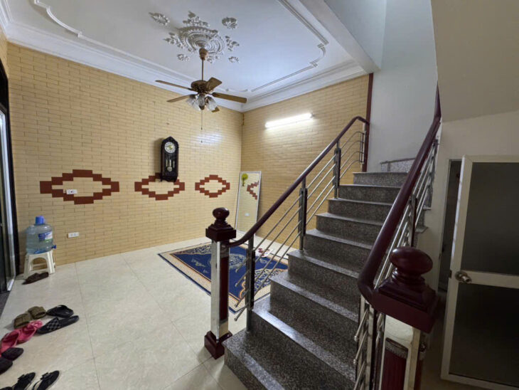 KHƯƠNG ĐÌNH GIẢM THÊM 200 TRIỆU. CHỦ CẦN BÁN GẤP, NHÀ GẦN PHỐ – NHÀ ĐẸP – 2 THOÁNG – 5 NGỦ – VỪA Ở