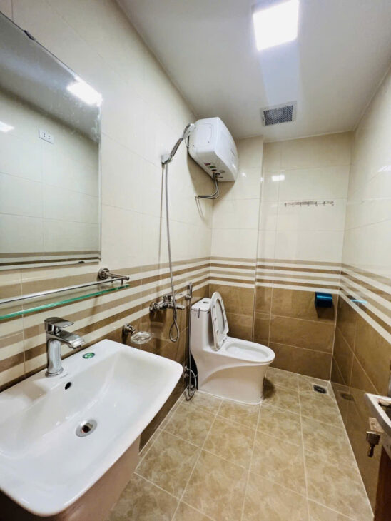 BÁN NHÀ ĐẶNG XUÂN BẢNG – HOÀNG MAI, 47 M2, 6 TẦNG, MẶT TIỀN 4 M, GIÁ 13,7 TỶ.